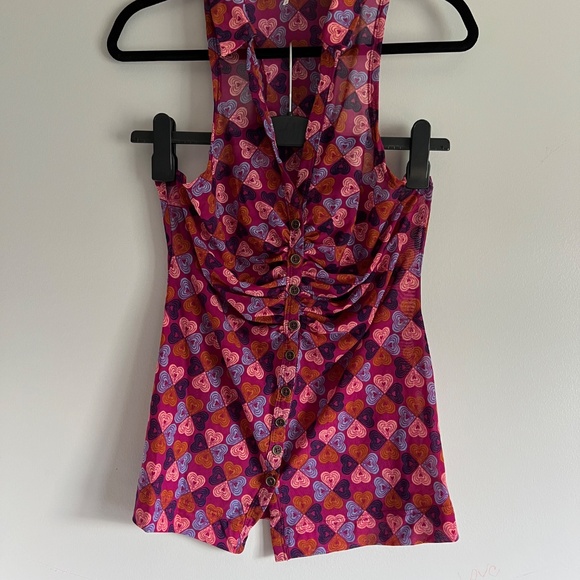 “Free People” love is here as a Sheer sleeveless top with ruching - Picture 10 of 10